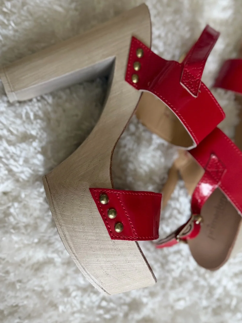 Vera Pelle Red Patent Platform Sandals with Wood-Effect Heel
